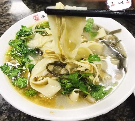 探寻河南小城，温馨日常的温馨画卷